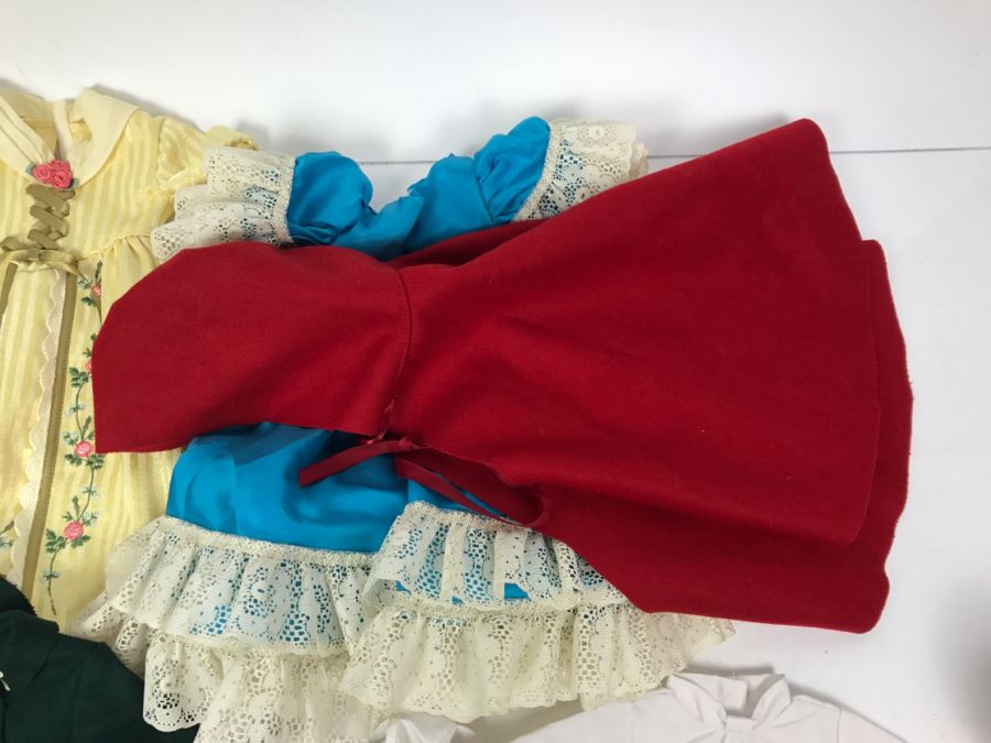 Large Collection Of American Girl Doll Clothes, Shoes, Accessories And Books [Photo 10]