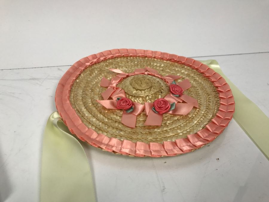 Large Collection Of American Girl Doll Clothes, Shoes, Accessories And Books [Photo 24]