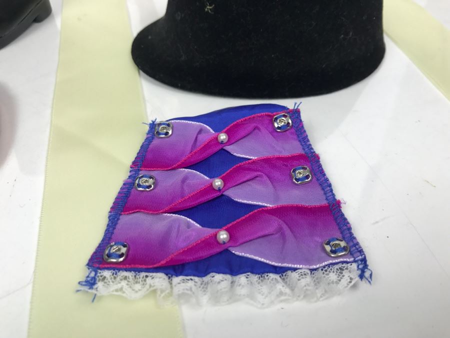 Large Collection Of American Girl Doll Clothes, Shoes, Accessories And Books [Photo 21]