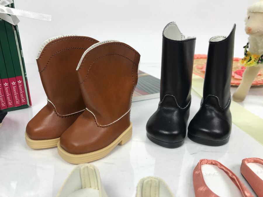 Large Collection Of American Girl Doll Clothes, Shoes, Accessories And Books [Photo 18]