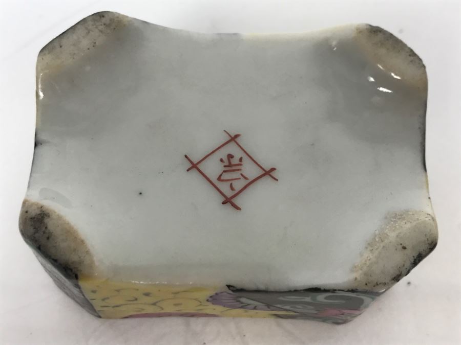 Asian Inkwell, Irish Belleek And Signed Porcelain [Photo 14]