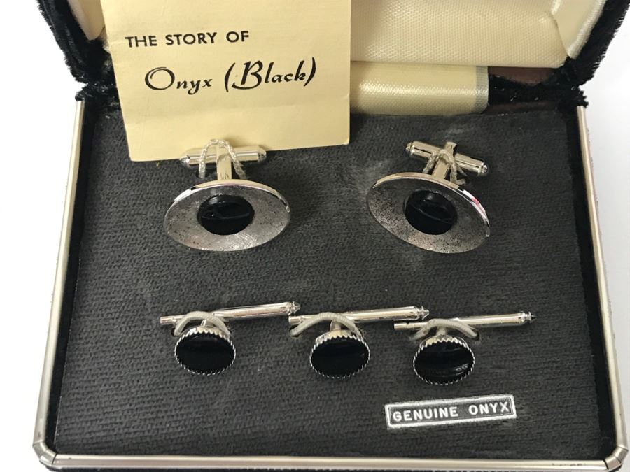 Vintage Sterling Silver And Black Onyx Cufflinks Set [Photo 4]