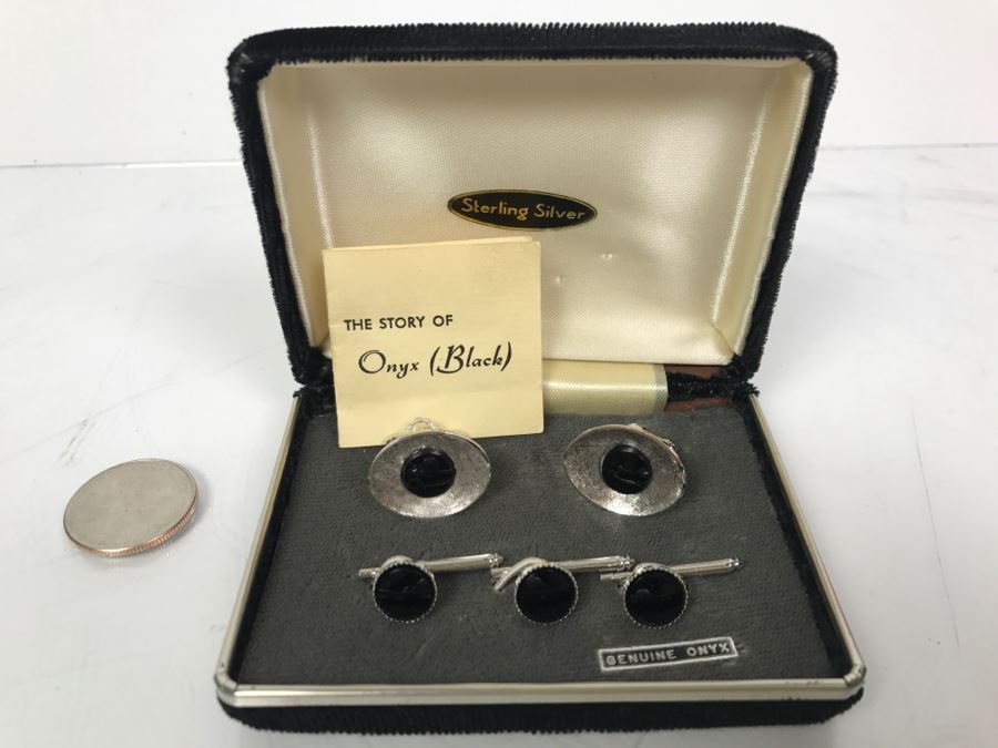 Vintage Sterling Silver And Black Onyx Cufflinks Set [Photo 2]