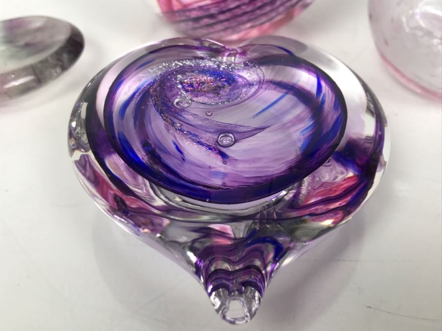 Various Art Glass Pieces Some Signed [Photo 4]