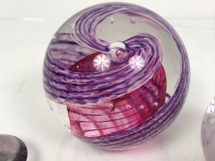 Various Art Glass Pieces Some Signed [Photo 7]