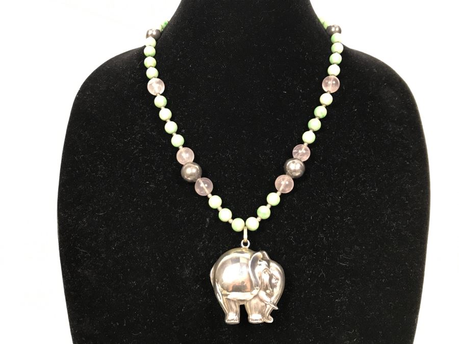 Sterling Silver Elephant Pendant Necklace With Stones And Sterling Beads 70g [Photo 1]