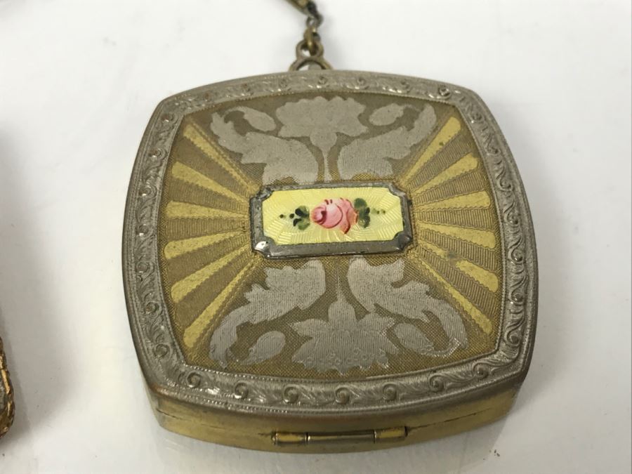 Collection Of Vintage Ladies Compacts [Photo 9]