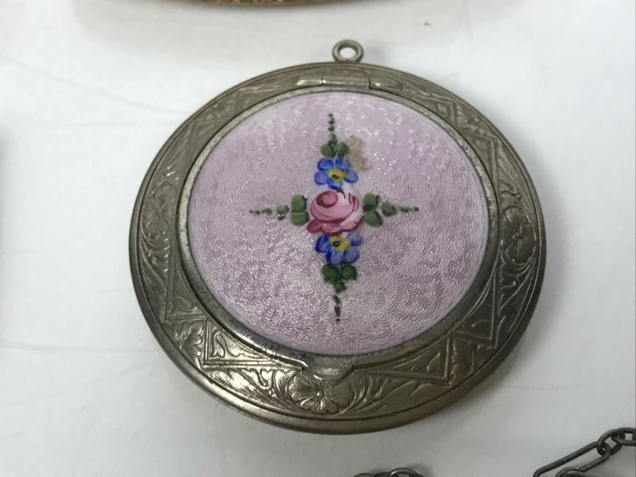 Collection Of Vintage Ladies Compacts
