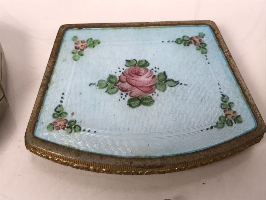 Collection Of Vintage Ladies Compacts [Photo 8]