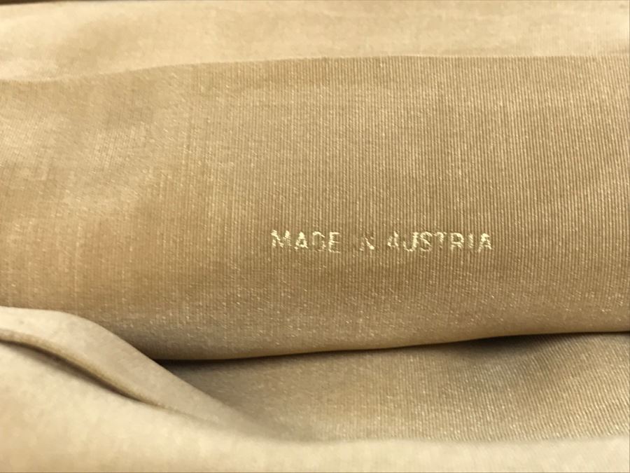 Pair Of Vintage Austrian Needlepoint Handbags [Photo 18]