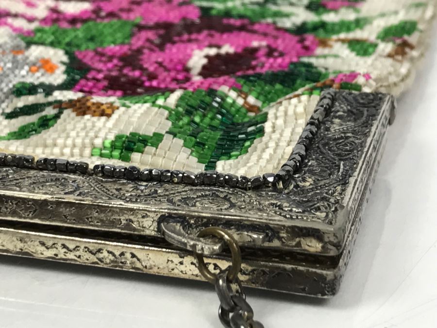 Vintage Beaded Purse [Photo 14]
