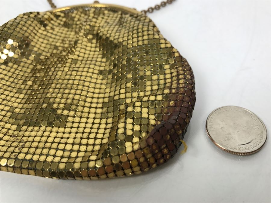 Vintage Whiting & Davis Co Gold Tone Mesh Purse [Photo 4]