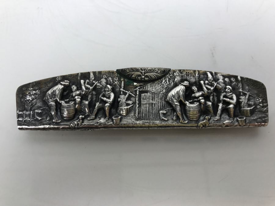 Vintage Dutch Repousse Zilpla 90 Silverplate Comb Case And Comb [Photo 1]