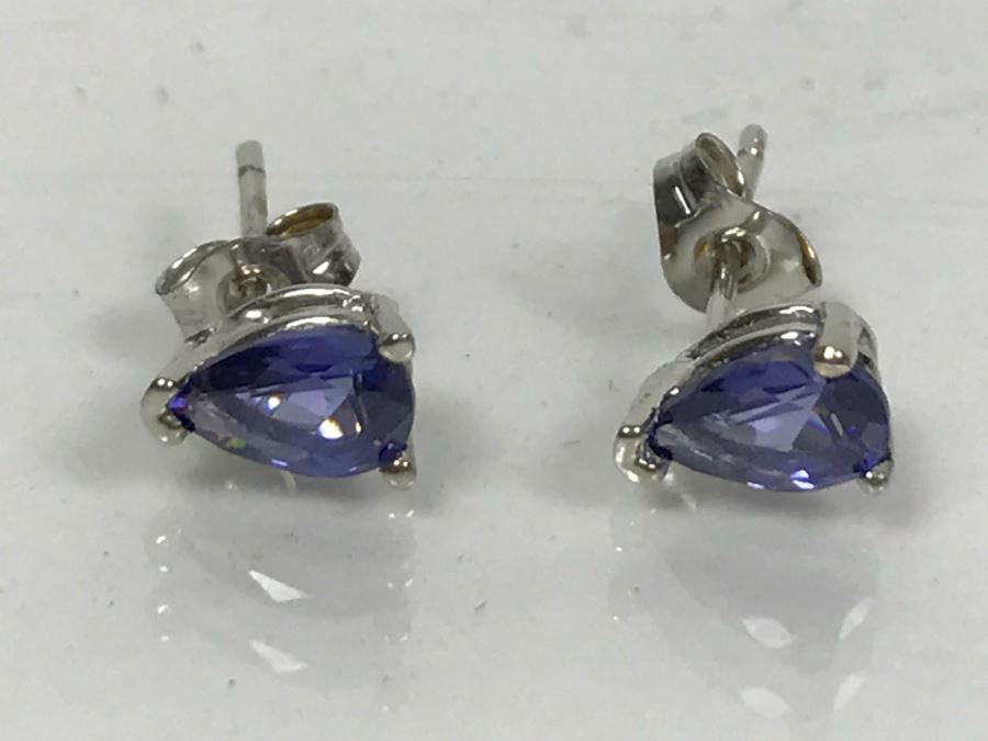 14K White Gold Tanzanite Earrings .8 CTTW 0.8g FMV $150