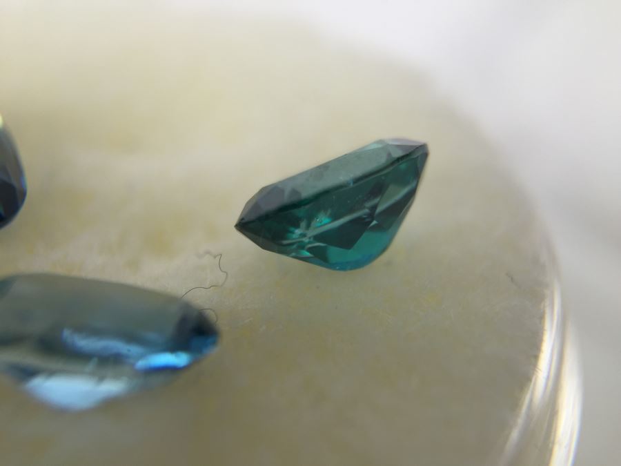 London Blue Topaz Gemstones 7X5 2.75Ct [Photo 10]