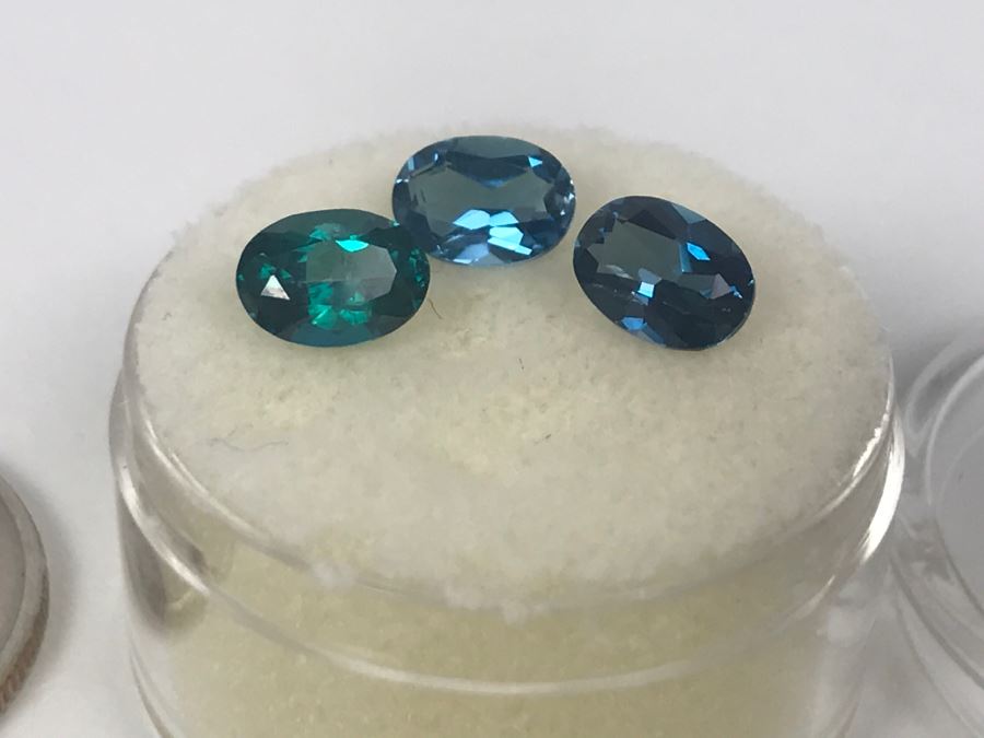 London Blue Topaz Gemstones 7X5 2.75Ct [Photo 1]