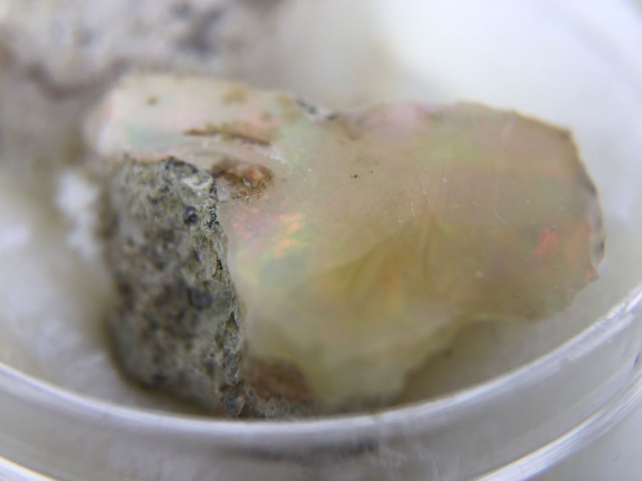 Ethiopian Opal Gemstones [Photo 7]