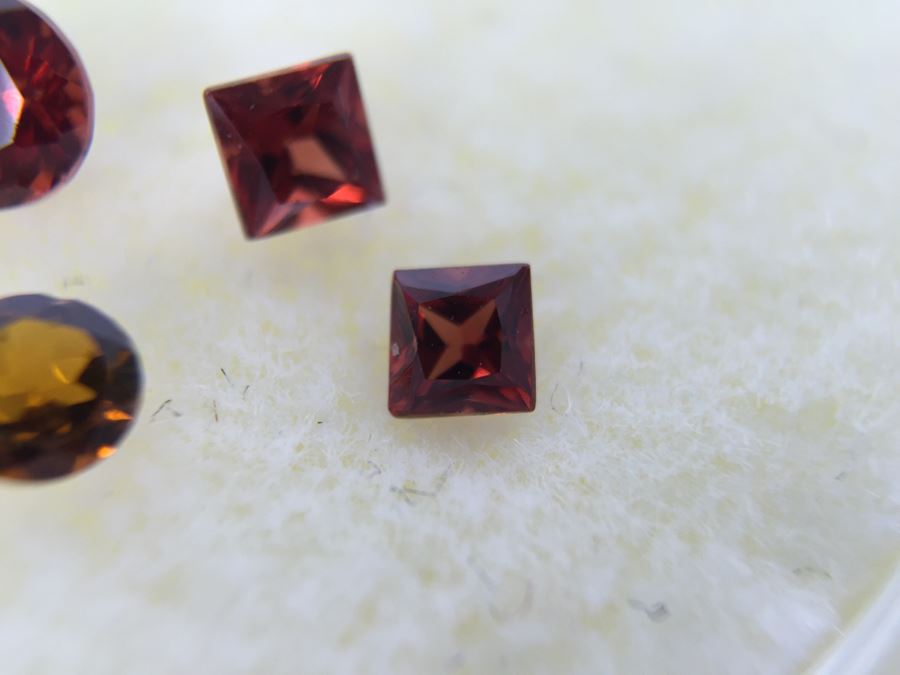 Assorted Garnets And Lab Created Parabella Gemstones [Photo 12]