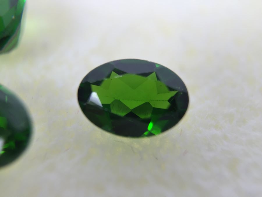 Chrome Diopsides And Green Beryl Gemstones [Photo 9]