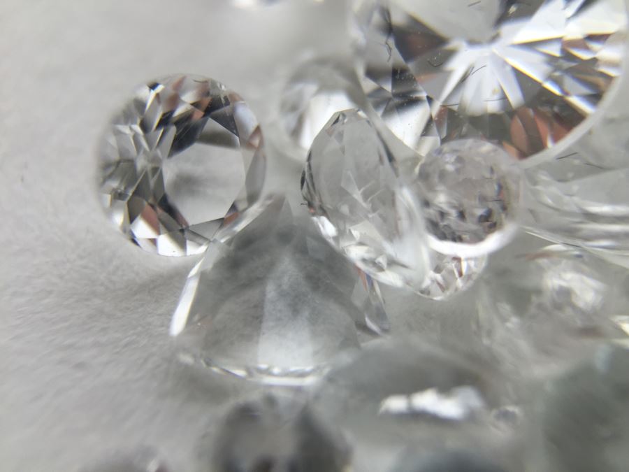 Assorted Mix Of Cubic Zirconia Stones [Photo 17]