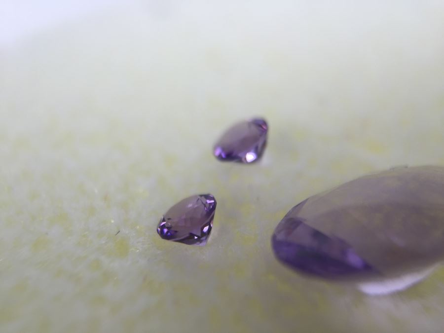 Amethyst Gemstones [Photo 9]
