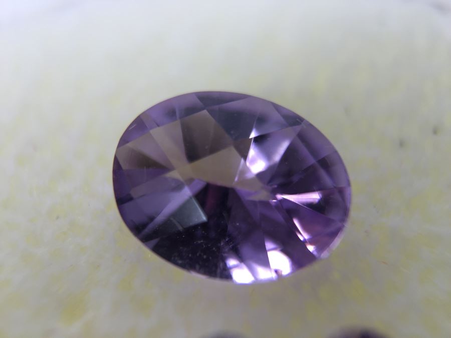 Amethyst Gemstones [Photo 7]