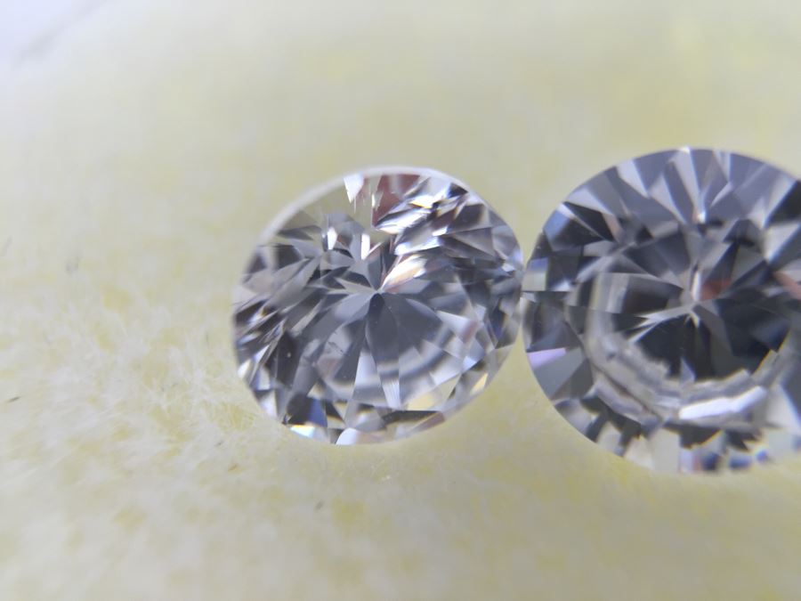 Tanzine, White Yags And Oval Pink Beryl Gemstones [Photo 17]