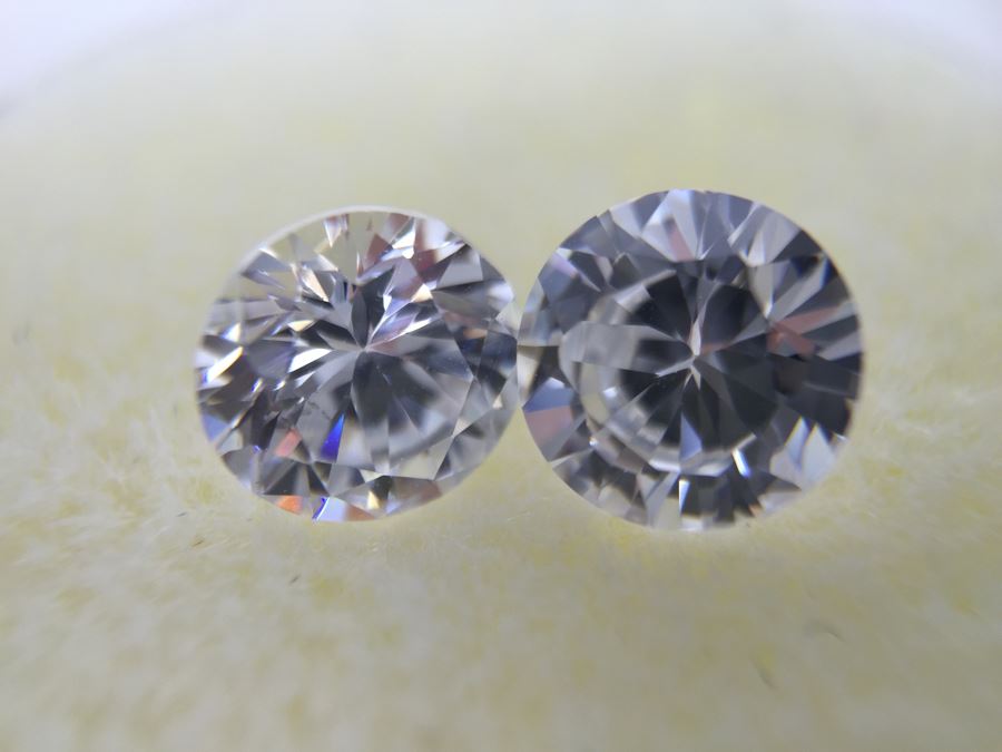 Tanzine, White Yags And Oval Pink Beryl Gemstones [Photo 3]