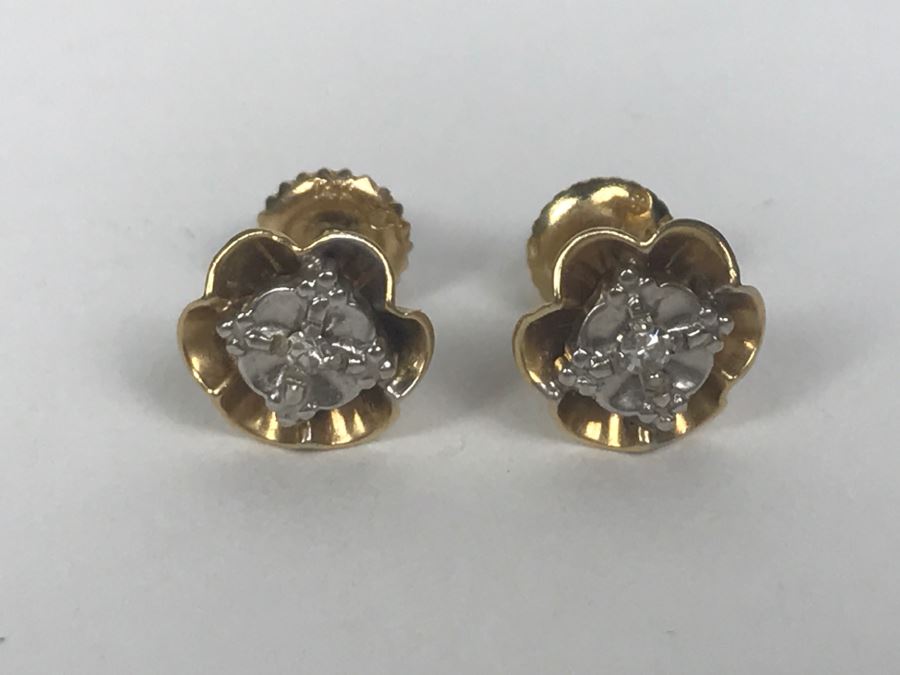 14K Yellow Gold .10Pt TW Diamond Screwback Earrings 2g [Photo 5]