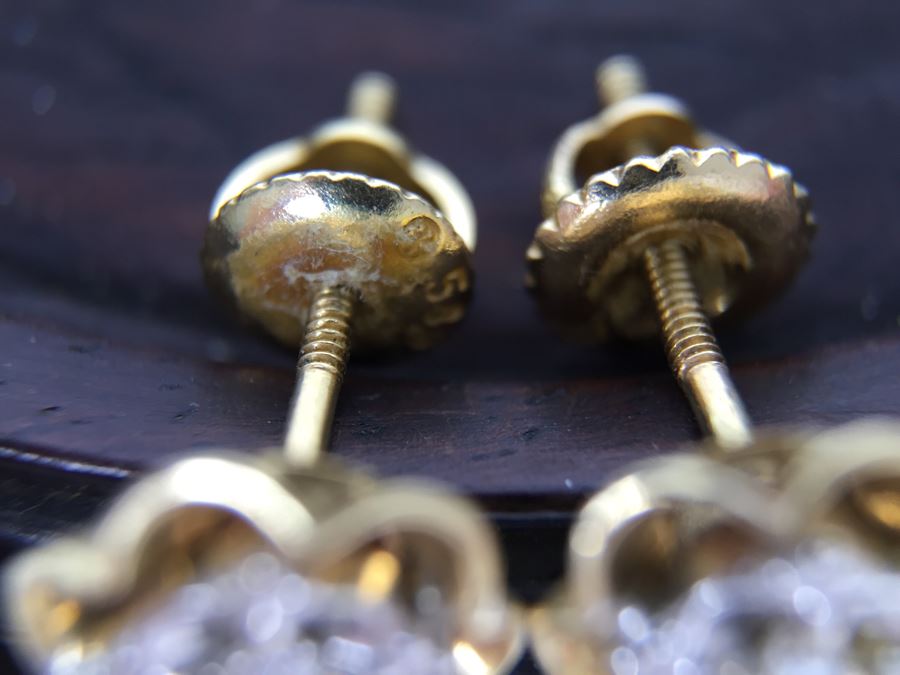 14K Yellow Gold .10Pt TW Diamond Screwback Earrings 2g [Photo 10]