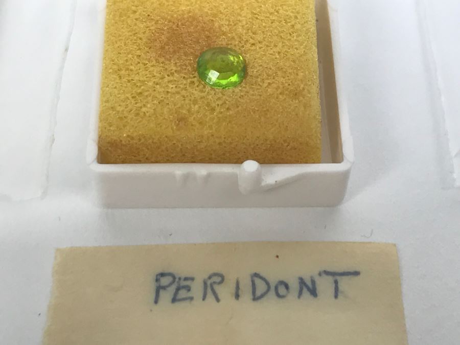 Gemstone Lot With Australian Opal Triplet, Peridont And Austrian Diamelle [Photo 6]