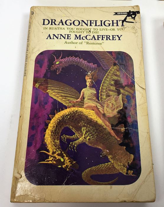 Anne McCaffrey Collection: Crisis on Doona, Sassinak, Generation Warriors, Dragonharper & Dragonfire (Pern/Crossroads Adventure) - Signed by Anne McCaffrey, Jody Lynn Nye & Elizabeth Moon [Photo 5]