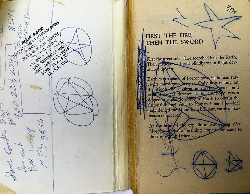 Ben Bova Collection: Voyagers, Kinsman, Star Watchman, Escape Plus, Battle Station & When the Sky Burned - Signed by Ben Bova [Photo 35]