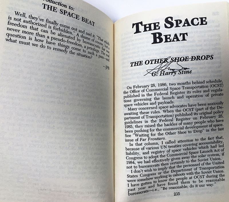 Jerry Pournelle & Jim Baen Collection: Far Frontiers Magazine: Vol I, III, IV, VI & VII - Multiple Signatures: Jerry Pournelle, Jim Baen, Norman Spinrad, Larry Niven, Ben Bova, Vernor Vinge, John Dalmas, S.M. Stirling, G. Harry Stine, etc. [Photo 55]