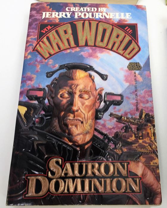 Jerry Pournelle Collection: War World Series: Blood Feuds, The Burning Eye, Sauron Dominion & Revolt on War World - Multiple Signatures: Jerry Pournelle, Harry Turtledove, Mike Resnick, Poul Anderson, Harry Turtledove, Susan Shwartz, S.M. Stirling, etc. [Photo 25]