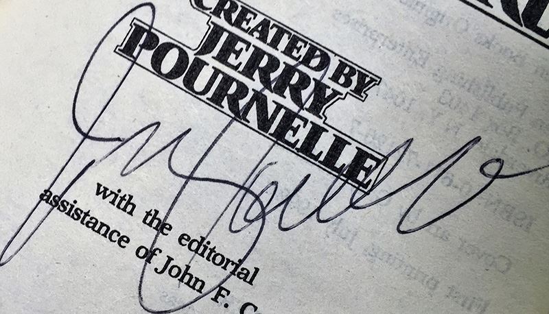 Jerry Pournelle Collection: War World Series: Blood Feuds, The Burning Eye, Sauron Dominion & Revolt on War World - Multiple Signatures: Jerry Pournelle, Harry Turtledove, Mike Resnick, Poul Anderson, Harry Turtledove, Susan Shwartz, S.M. Stirling, etc. [Photo 42]
