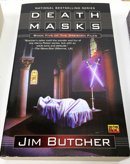 Jim Butcher Collection: Dresden Files Series (Book 1,3,4,5,6): Storm Front, Grave Peril, Summer Knight, Blood Rites & Death Masks; Codex Alera Series (Book 1): Furies of Calderon - Signed by Jim Butcher [Photo 6]