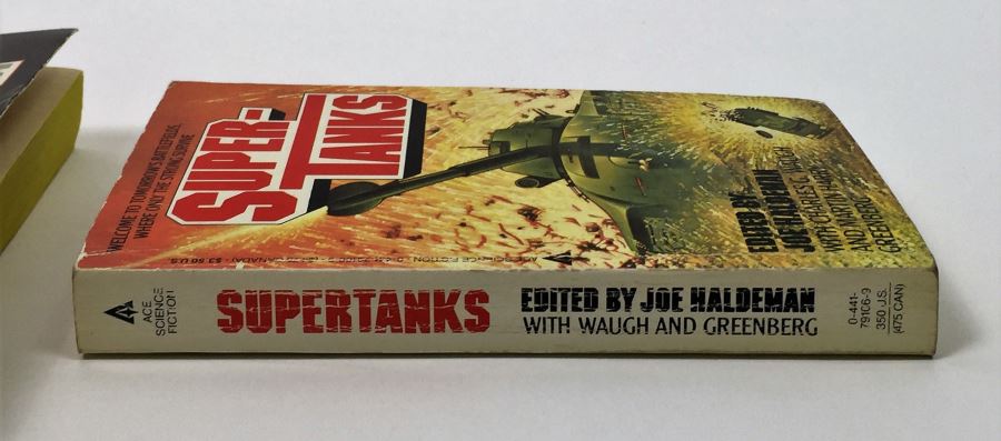 Joe Haldeman Collection: Space Fighters & Super Tanks Compilations - Signed by Lee Correy (G. Harry Stine), Ben Bova, Joe Haldeman & George R.R. Martin [Photo 11]