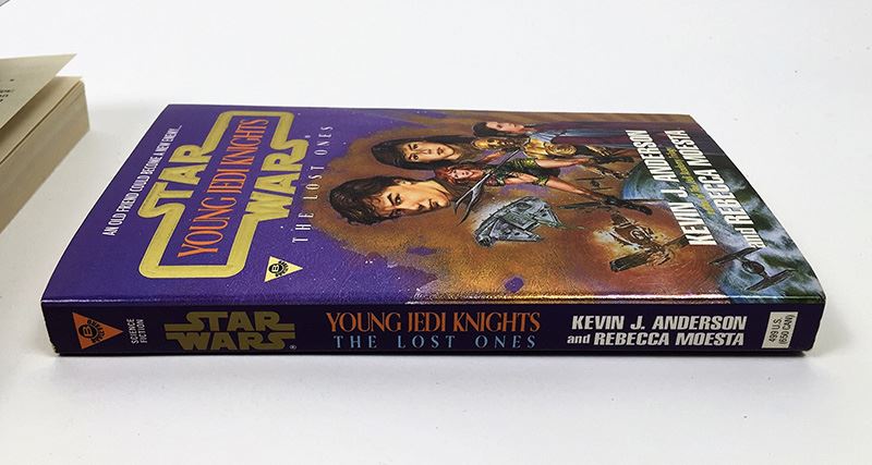 Kevin J. Anderson & Rebecca Moesta Collection: Star Wars: Young Jedi Knights: Heirs of the Force, Shadow Academy, The Lost Ones, Lightsaber & Jedi Under Siege - Signed by Kevin J. Anderson & Rebecca Moesta [Photo 18]