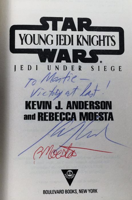 Kevin J. Anderson & Rebecca Moesta Collection: Star Wars: Young Jedi Knights: Heirs of the Force, Shadow Academy, The Lost Ones, Lightsaber & Jedi Under Siege - Signed by Kevin J. Anderson & Rebecca Moesta [Photo 30]