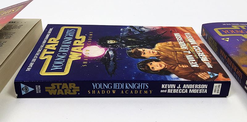 Kevin J. Anderson & Rebecca Moesta Collection: Star Wars: Young Jedi Knights: Heirs of the Force, Shadow Academy, The Lost Ones, Lightsaber & Jedi Under Siege - Signed by Kevin J. Anderson & Rebecca Moesta [Photo 12]