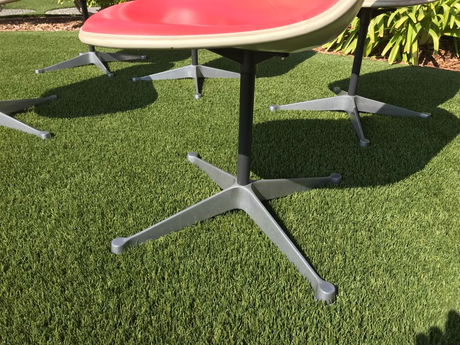 Set Of (6) Herman Miller Charles Eames Fiberglass Swivel Shell Chairs Office Desk Red Vinyl Aluminum Base [Photo 17]