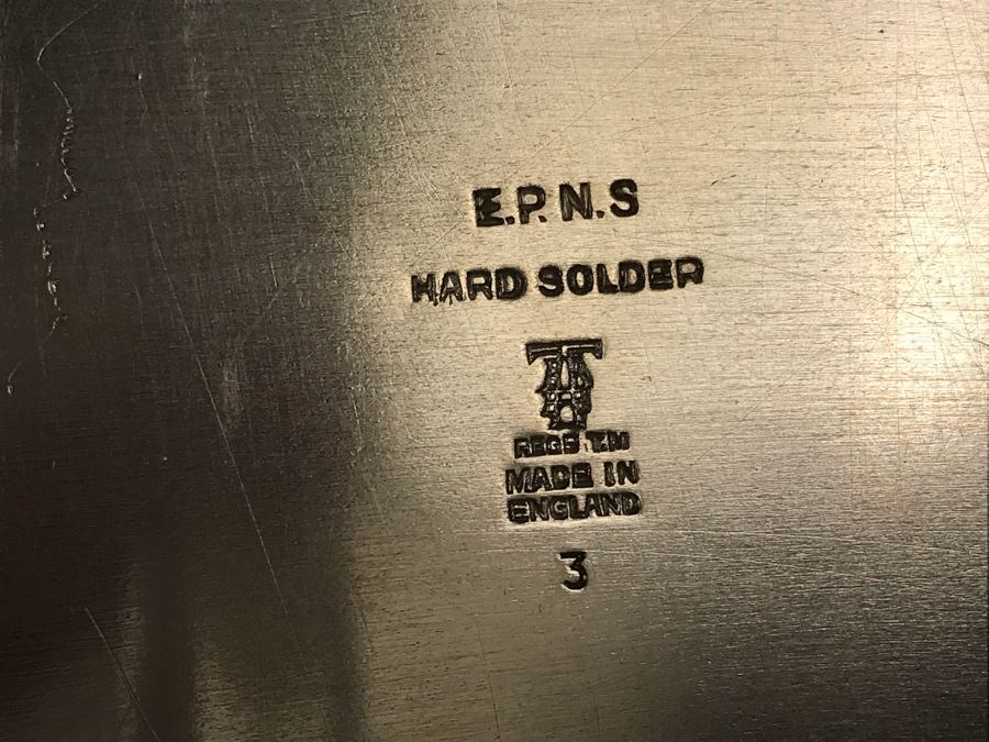 (6) Piece English Silverplate (2) Coffee Pots, Teapot, Creamer And Sugar [Photo 16]