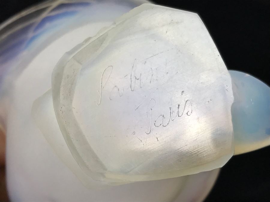Sabino Paris Opalescent Art Glass Bird Signed 'Sabino Paris' [Photo 2]