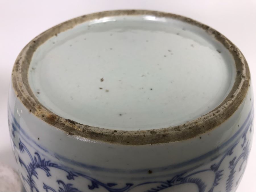 Vintage Chinese Blue And White Lidded Jar [Photo 12]