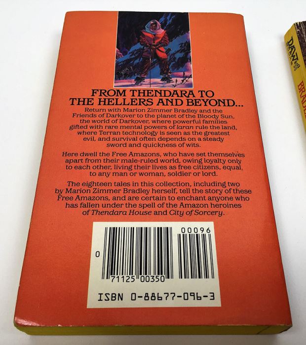 Marion Zimmer Bradley Collection: Friends of Darkover Series: Free Amazons of Darkover & The Keeper's Price; Greyhaven: An Anthology of Fantasy - Multiple Signatures: Marion Zimmer Bradley, Diana L. Paxson, Elizabeth Waters, Mercedes Lackey, etc. [Photo 6]