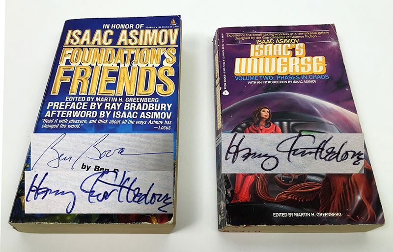 Martin H. Greenberg Collection: Foundation's Friends & Isaac's Universe Volume Two: Phases in Chaos (In honor of Isaac Asimov) - Signed by Ben Bova & Harry Turtledove [Photo 1]