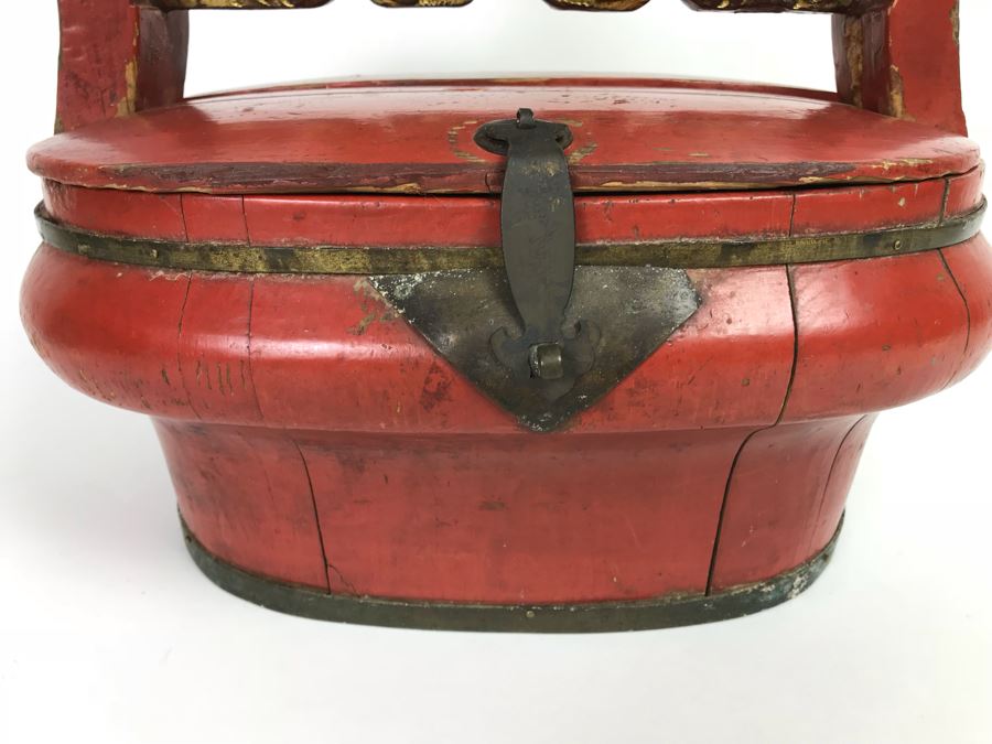 Chinese Red Lacquer Gilded Antique Wooden Wedding Basket Carved Figures Brass Closure With Handle 14' Wide [Photo 8]