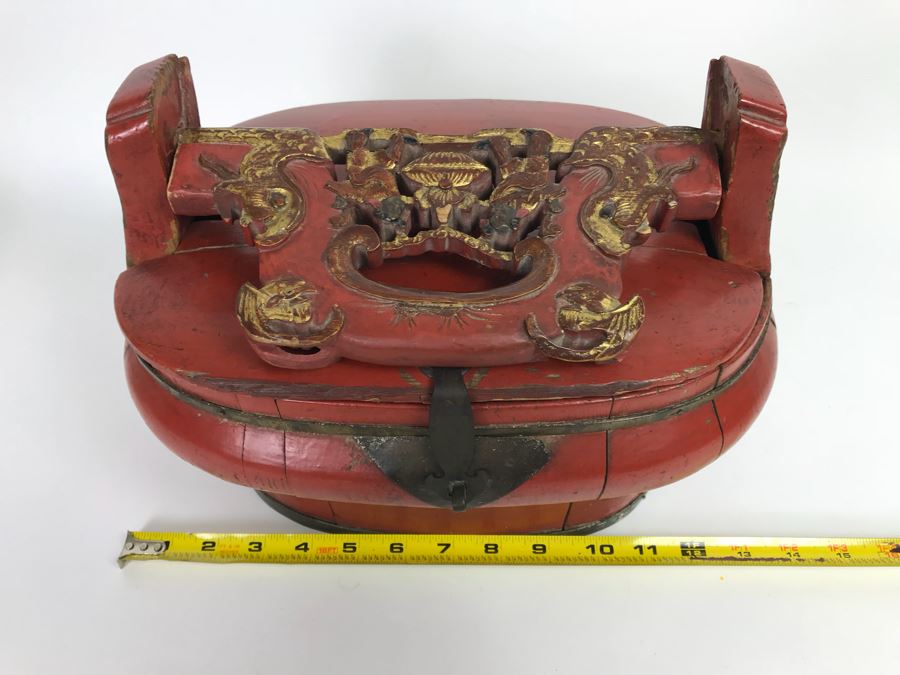 Chinese Red Lacquer Gilded Antique Wooden Wedding Basket Carved Figures Brass Closure With Handle 14' Wide [Photo 26]