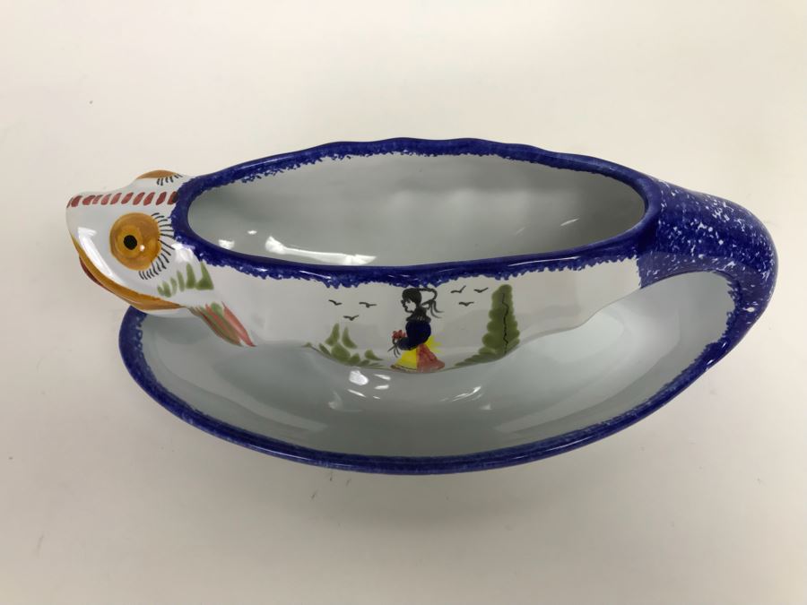 Henriot Quimper France Gravy Boat Fish With Attached Underplate  [Photo 4]